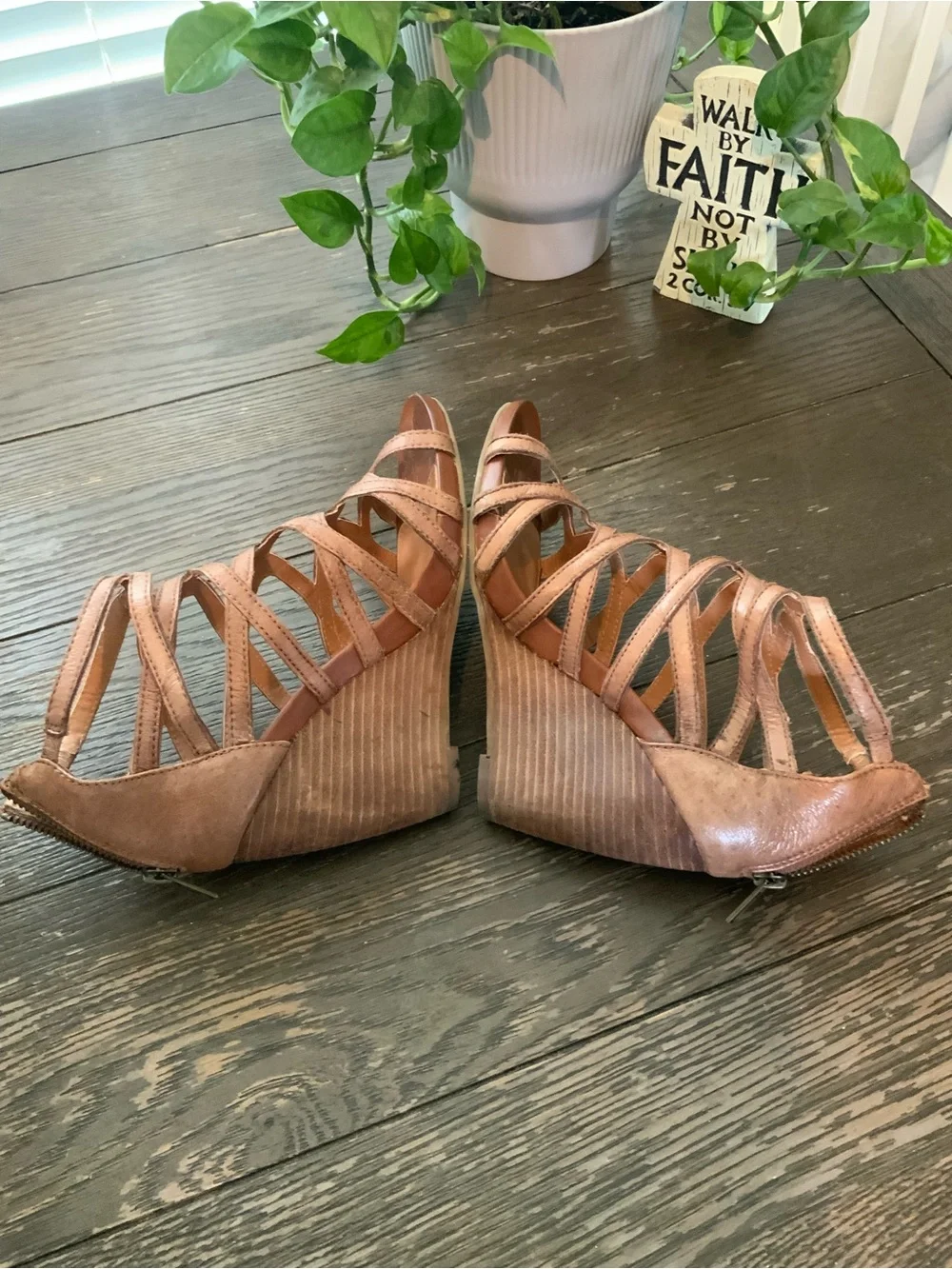 Steve Madden Brown Leather Strappy Wedges 6.5